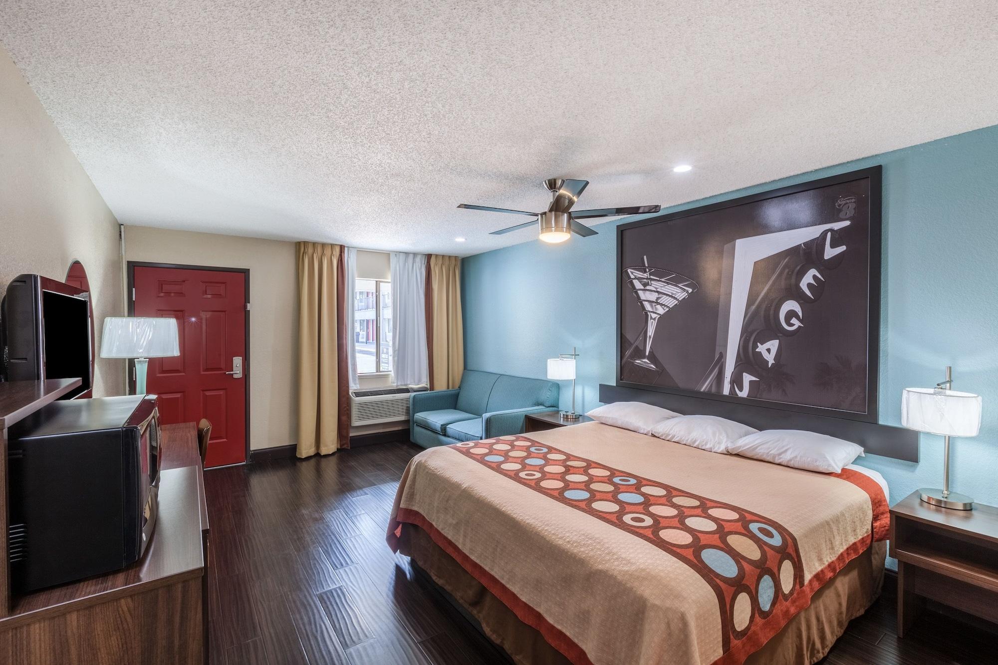 Super 8 By Wyndham Austin University/Downtown Area Экстерьер фото